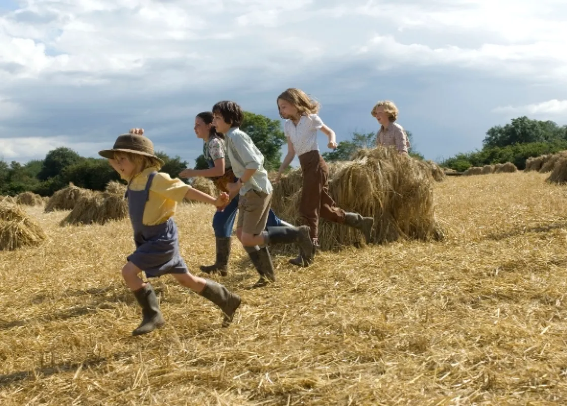 Kúzelná opatrovateľka a veľký tresk (Nanny McPhee Returns), 2010 - fotogaléria