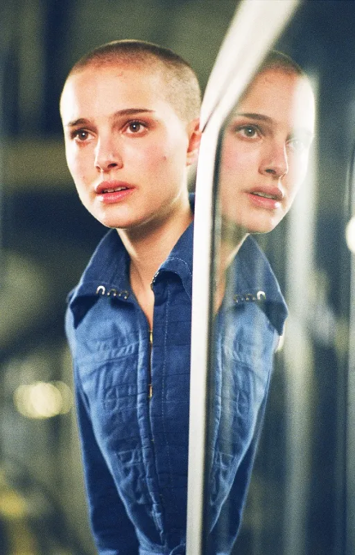 V ako vendeta (V for Vendetta), 2006 - fotogaléria