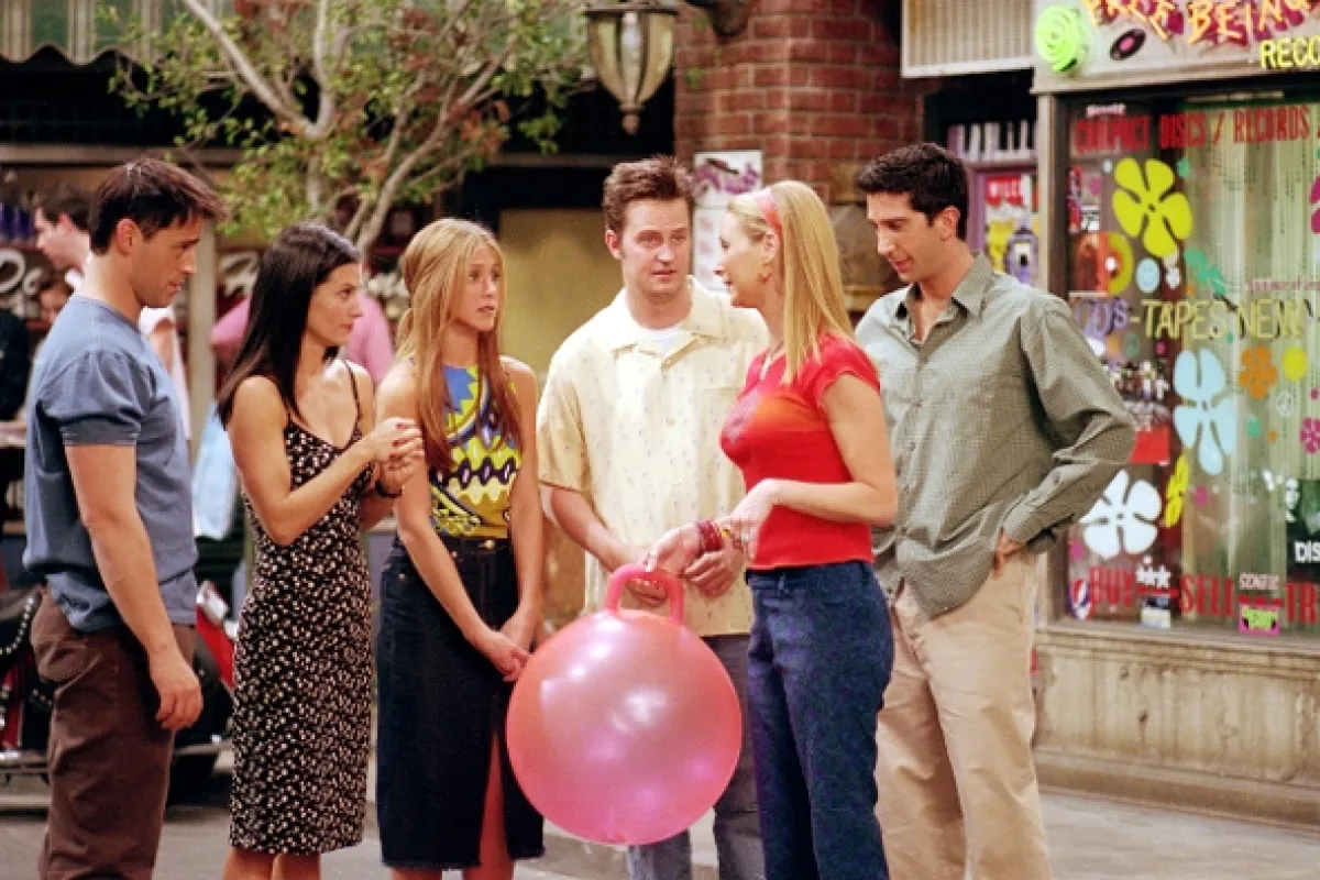 Přátelé (Friends VI: The One with the Proposal), 2000 - fotogaléria