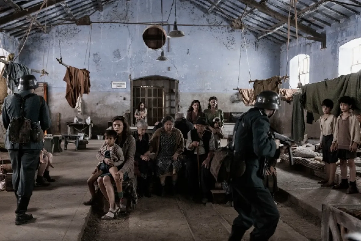 Příběh v dějinách (La Storia), 2024 - fotogaléria