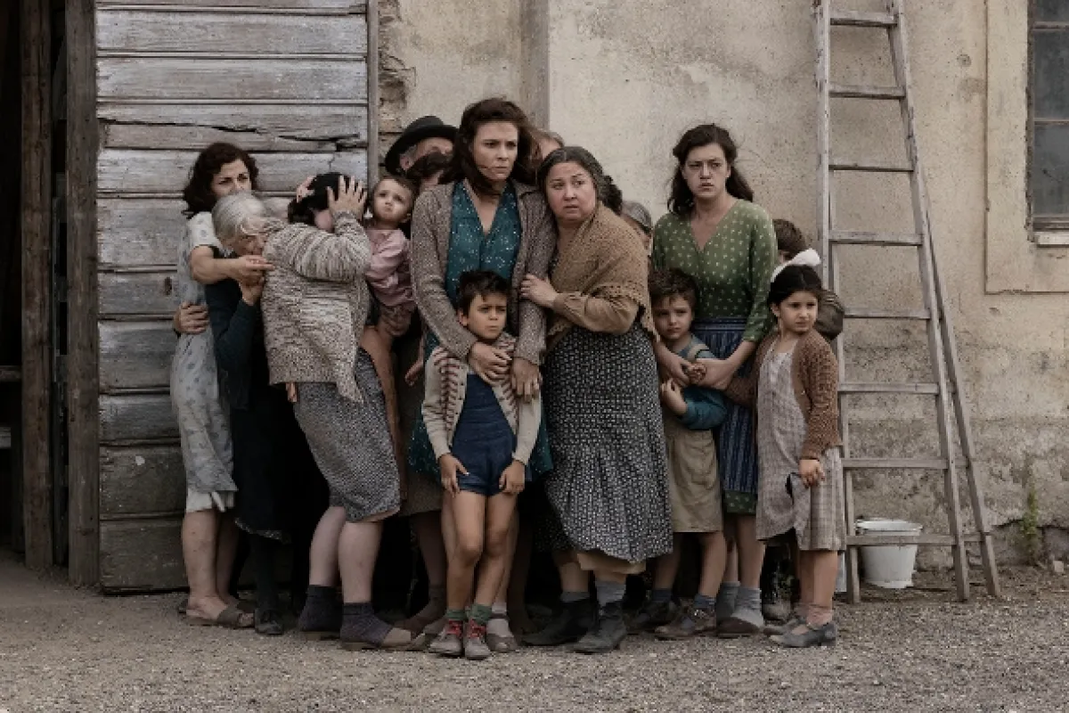 Příběh v dějinách (La Storia), 2024 - fotogaléria