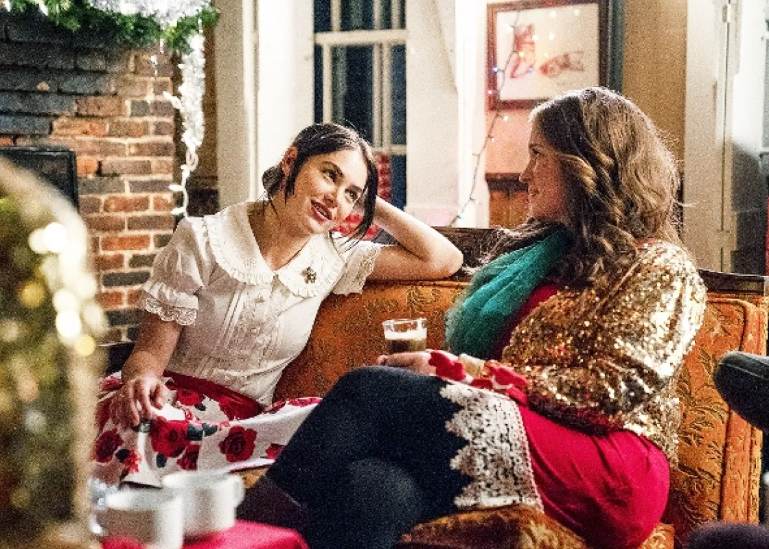 Moderná Snehulienka (A Snow White Christmas), 2018 - fotogaléria