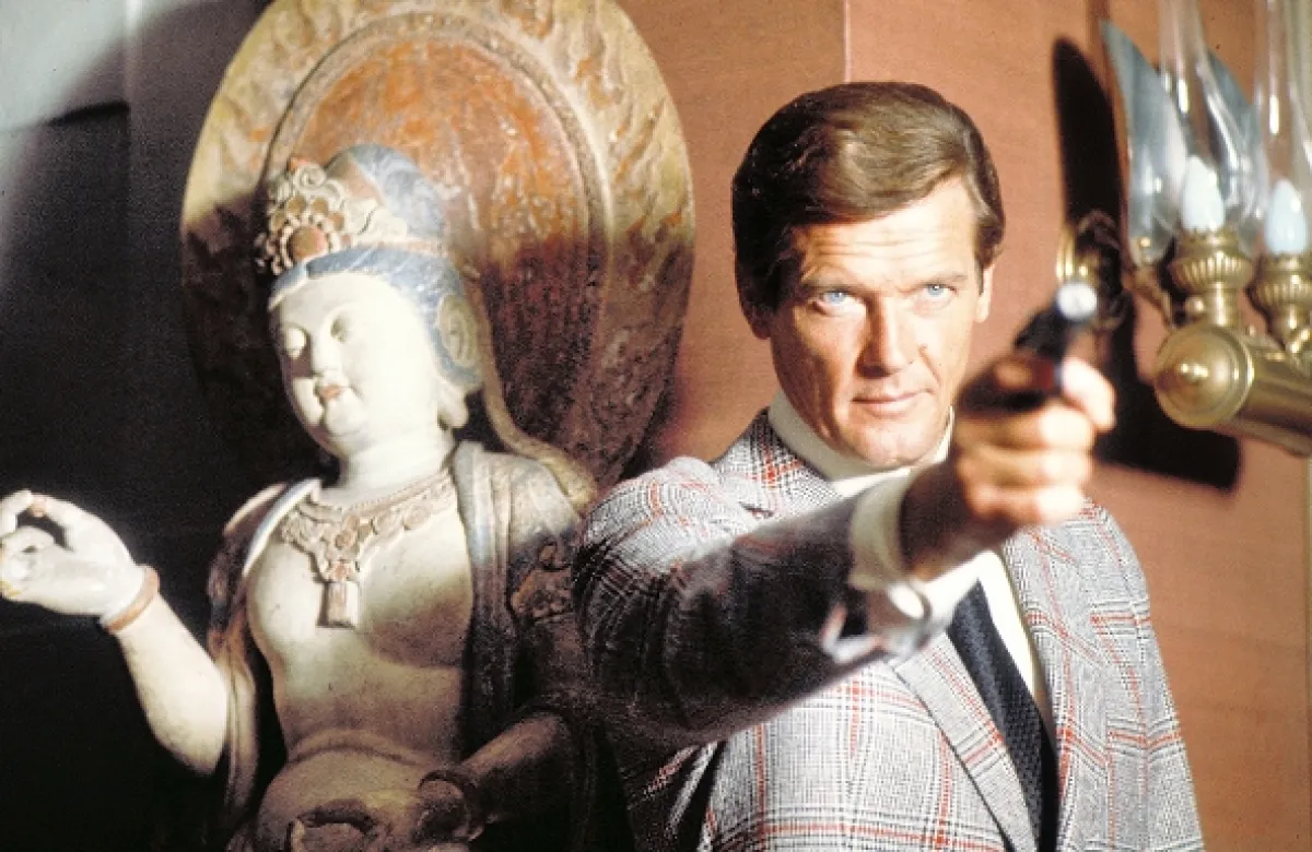 James Bond: Muž so zlatou zbraňou (The Man with the Golden Gun), 1974 - fotogaléria