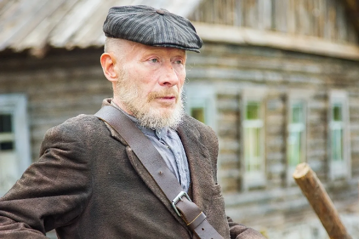 A jitra jsou zde tichá (A zori zděs tichije...), 2015 - fotogaléria