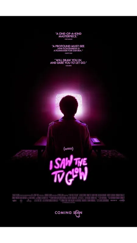 Světlo v bedně (I Saw The TV Glow), 2024 - fotogaléria