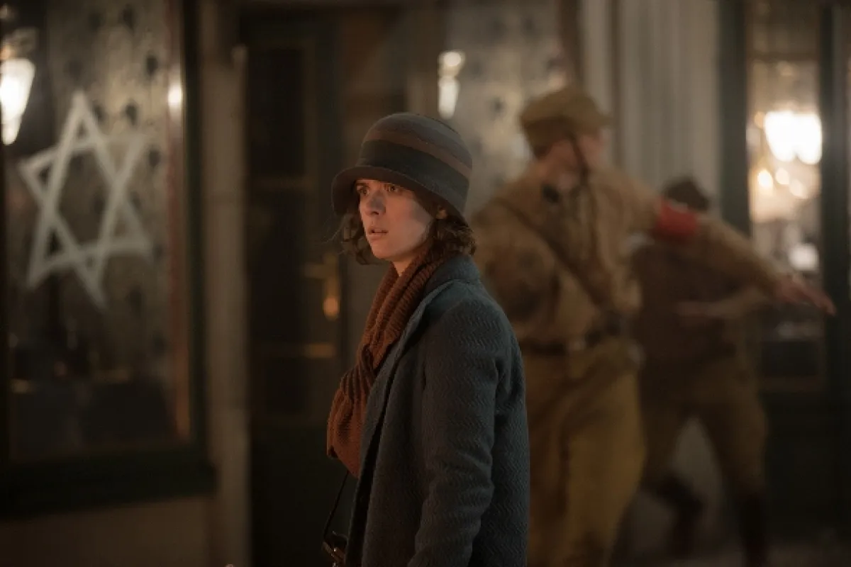 Babylon Berlín (Babylon Berlin), 2022 - fotogaléria