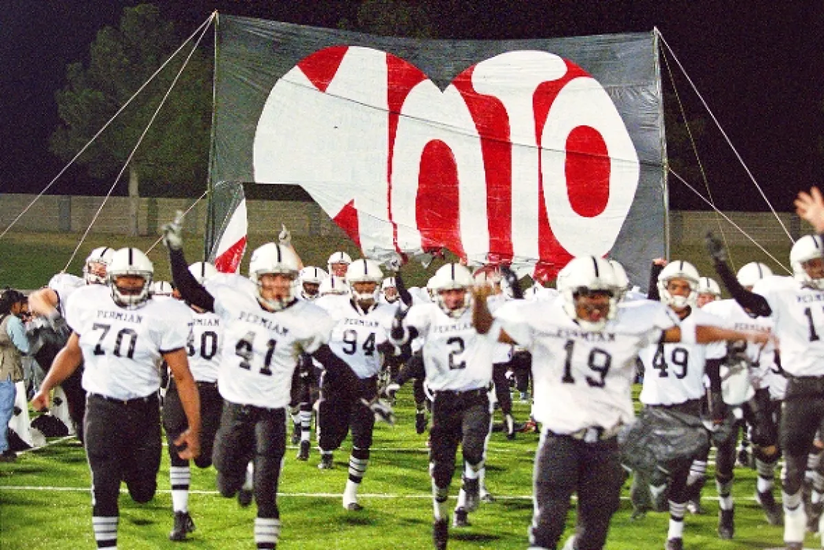 Světla páteční noci (Friday Night Lights), 2004 - fotogaléria