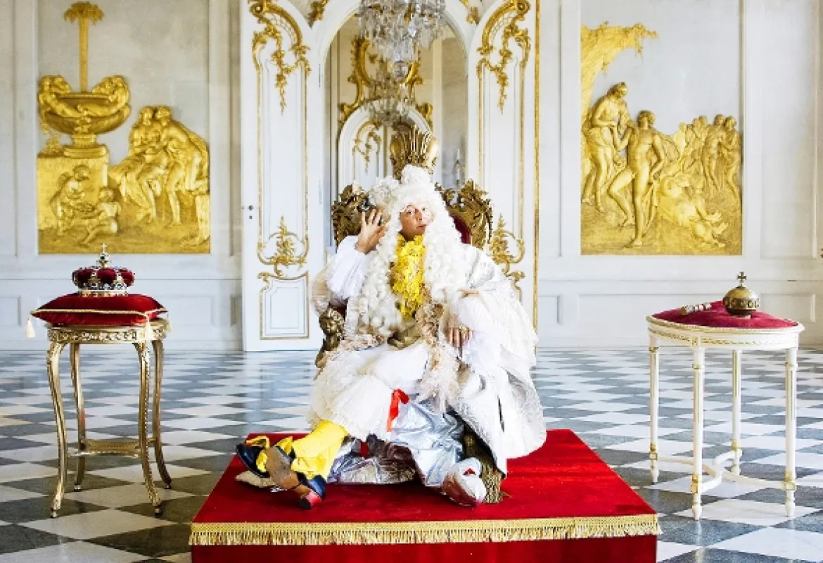 Cisárove nové šaty (Des Kaisers neue Kleider), 2010 - fotogaléria