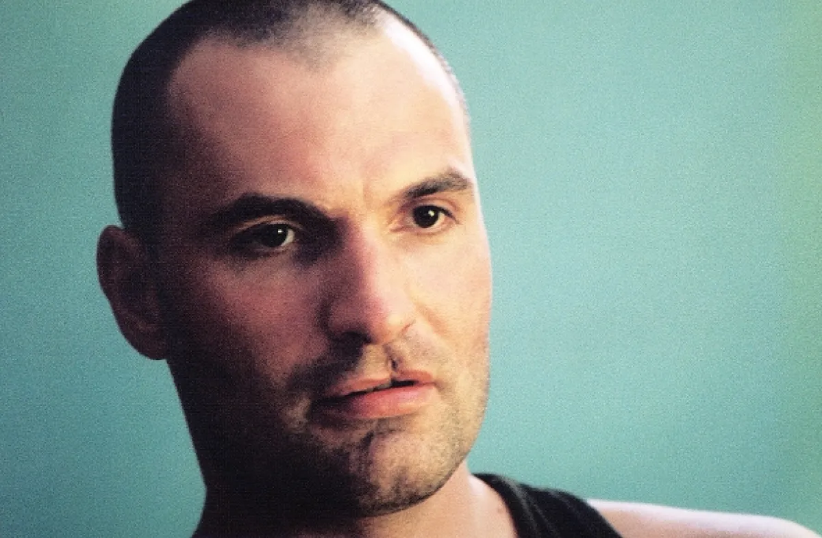 Horem pádem, 2004 - fotogaléria