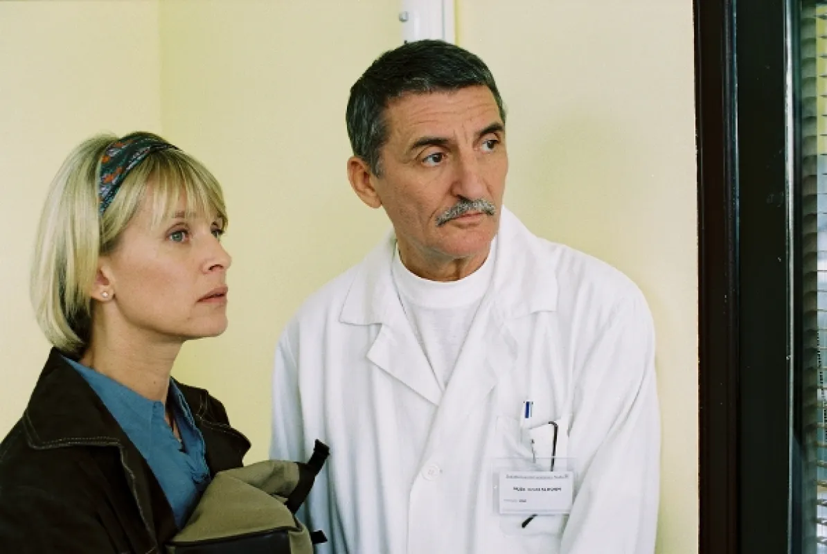 Horem pádem, 2004 - fotogaléria