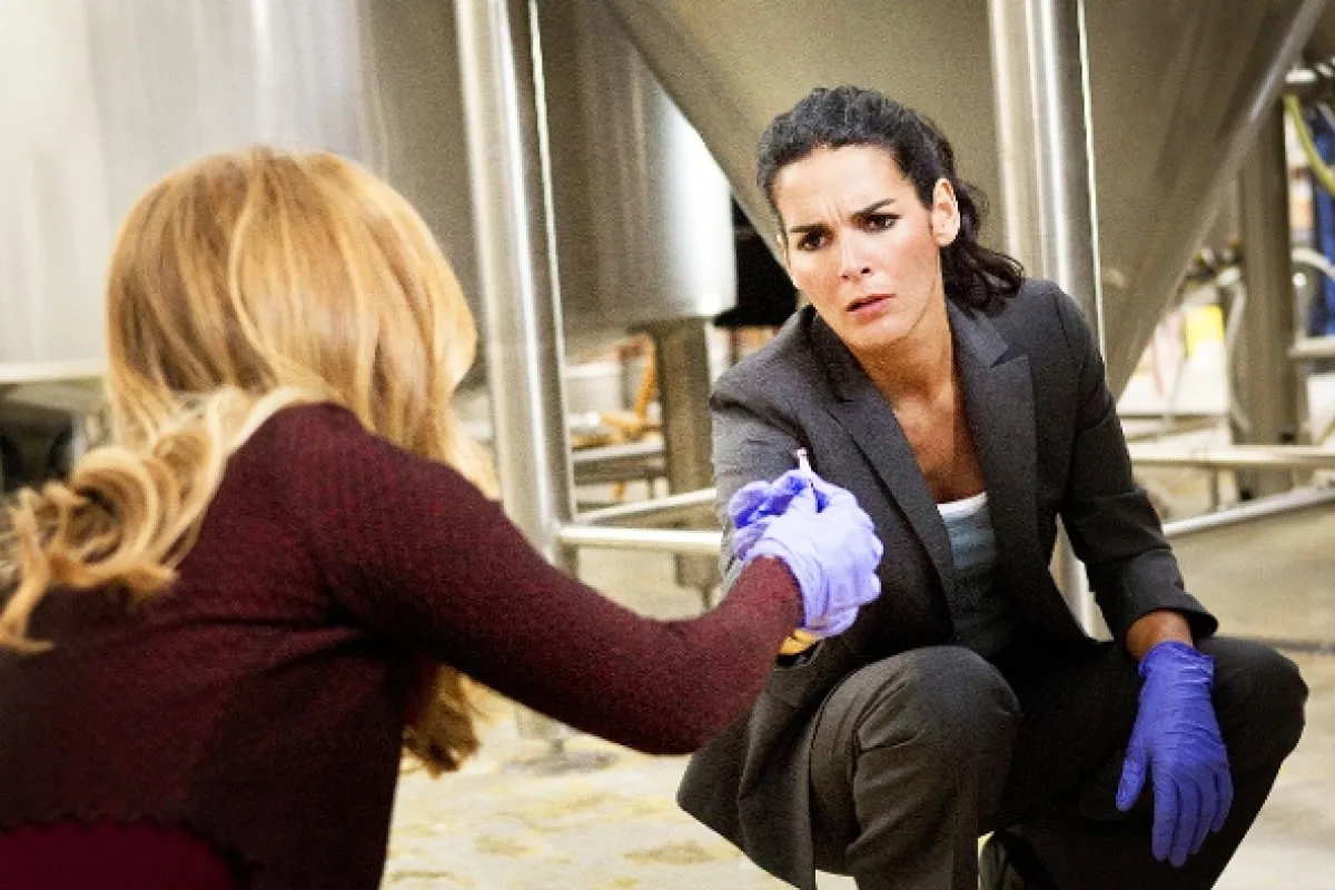Rizzoli & Isles: Vraždy na pitevně (Rizzoli & Isles II), 2011 - fotogaléria