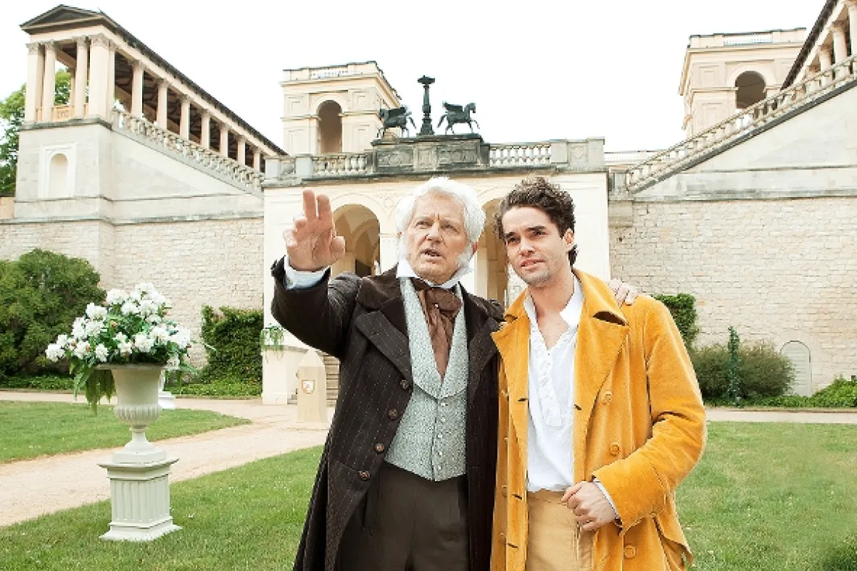 Medvědí princ (Der Prinz im Bärenfell), 2015 - fotogaléria