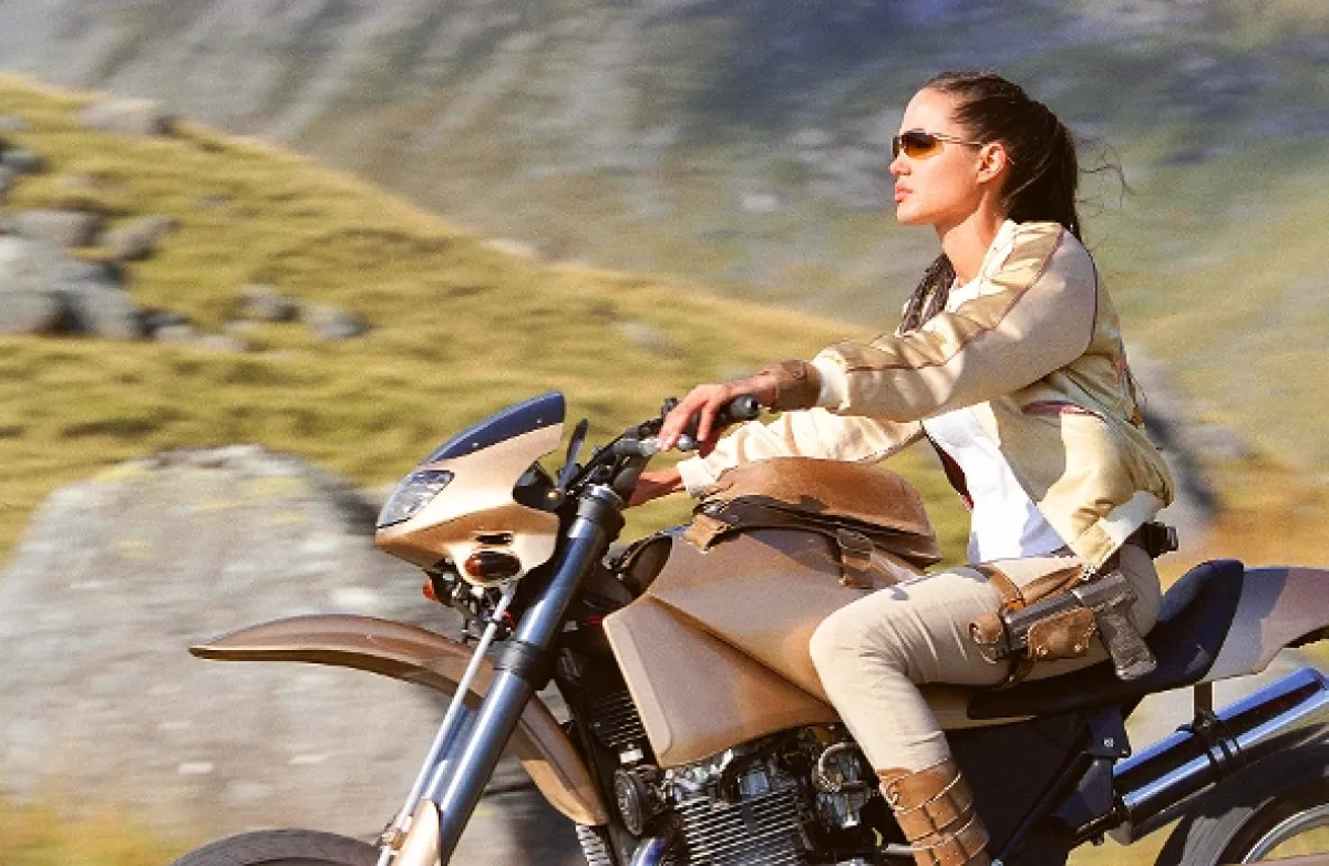 Lara Croft - Tomb Raider: Kolébka života (Lara Croft Tomb Raider: The Cradle of Life), 2003 - fotogaléria