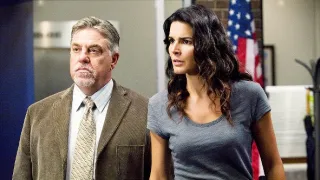 Rizzoli & Isles: Vraždy na pitevně (9)