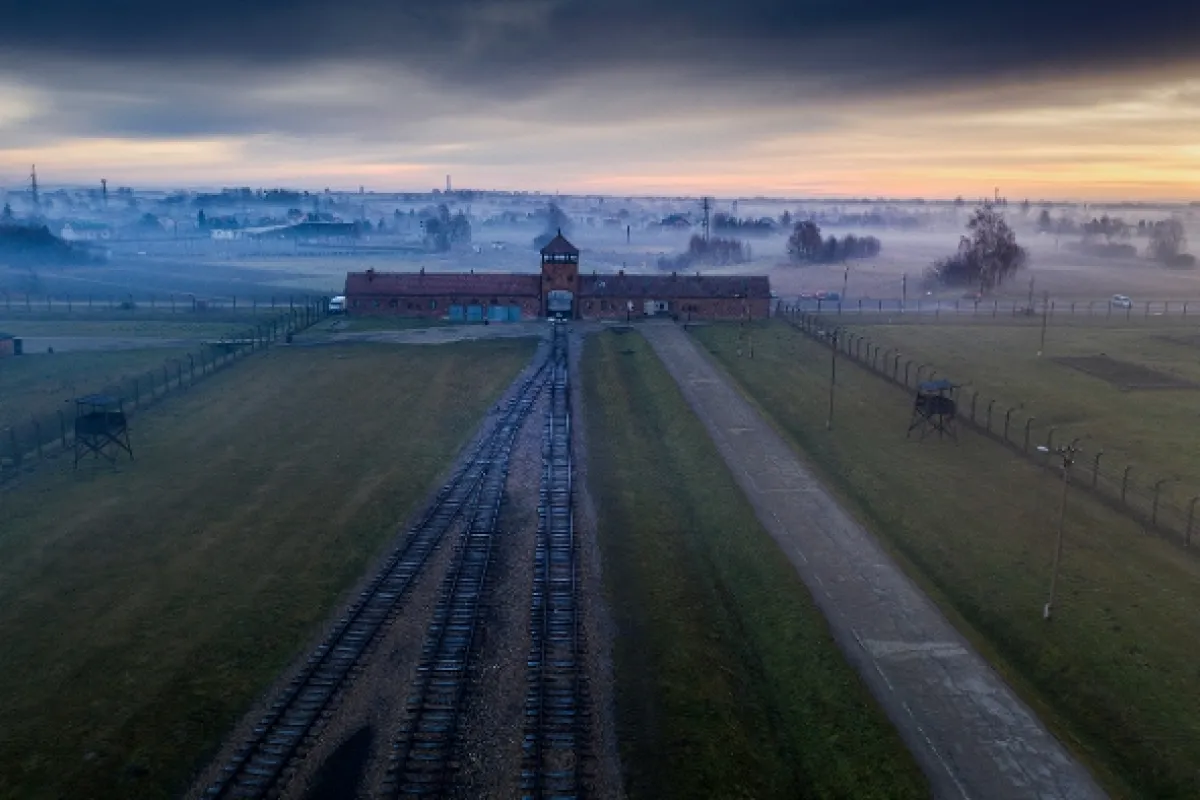 Osvětim: Cesta k osvobození (Auschwitz: Countdown to Liberation), 2024 - fotogaléria