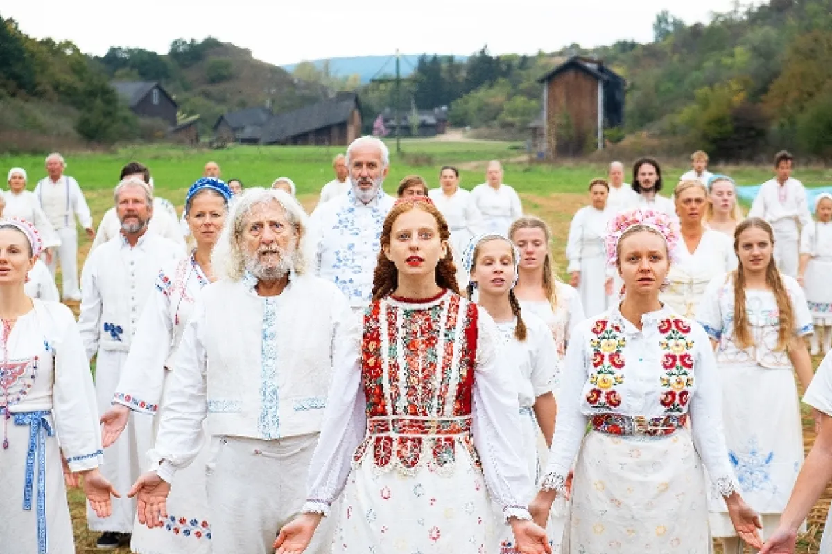 Slunovrat (Midsommar), 2019 - fotogaléria