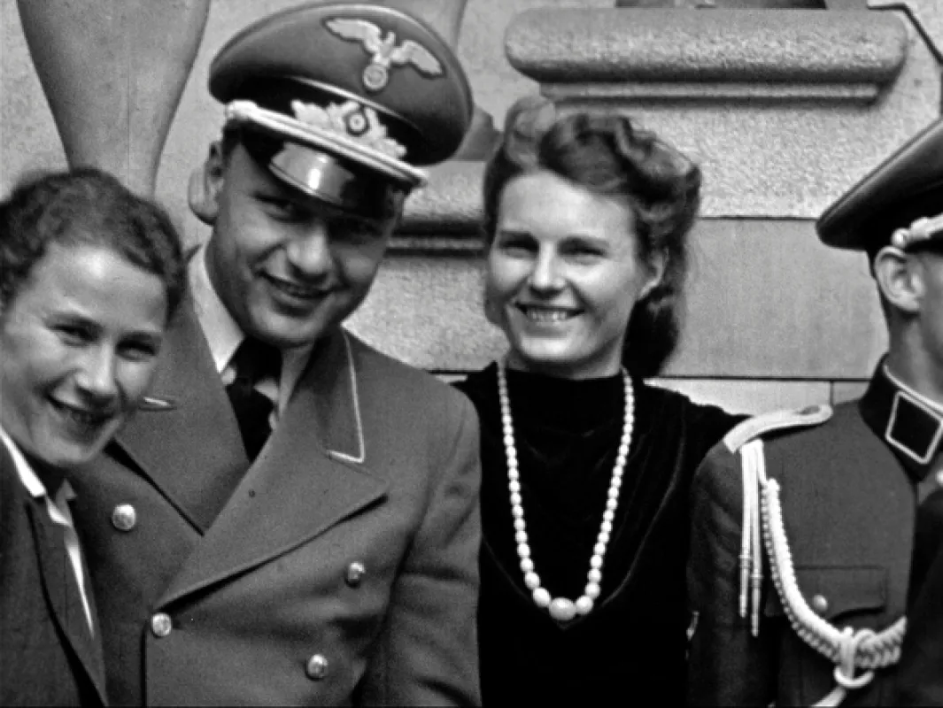 Ženy pod Hitlerovou vlajkou (Women Under Hitler’s Flag), 2022 - fotogaléria
