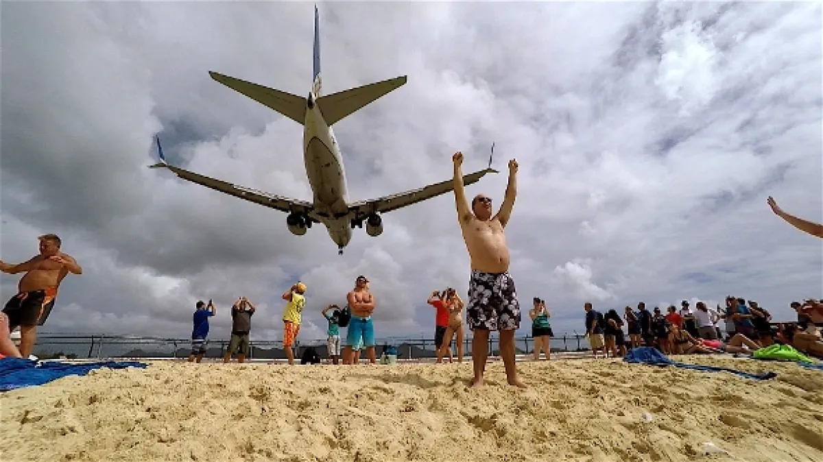 Hrôzostrašné pristátia (Super Scary Plane Landings), 2022 - fotogaléria