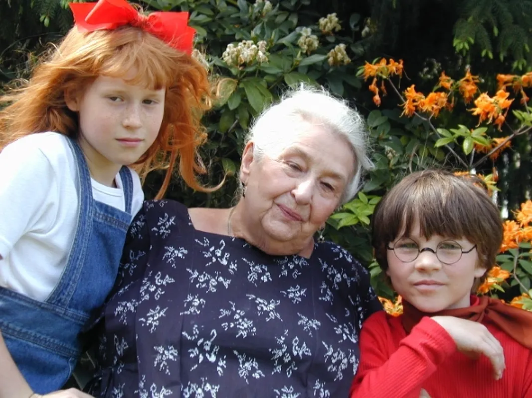 Mach, Šebestová a kouzelné sluchátko, 2001 - fotogaléria