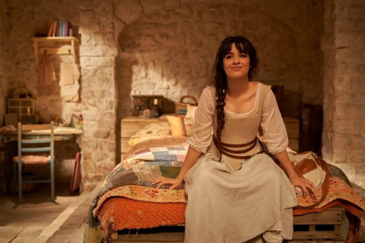 Příběh Popelky (Cinderella), 2021 - fotogaléria