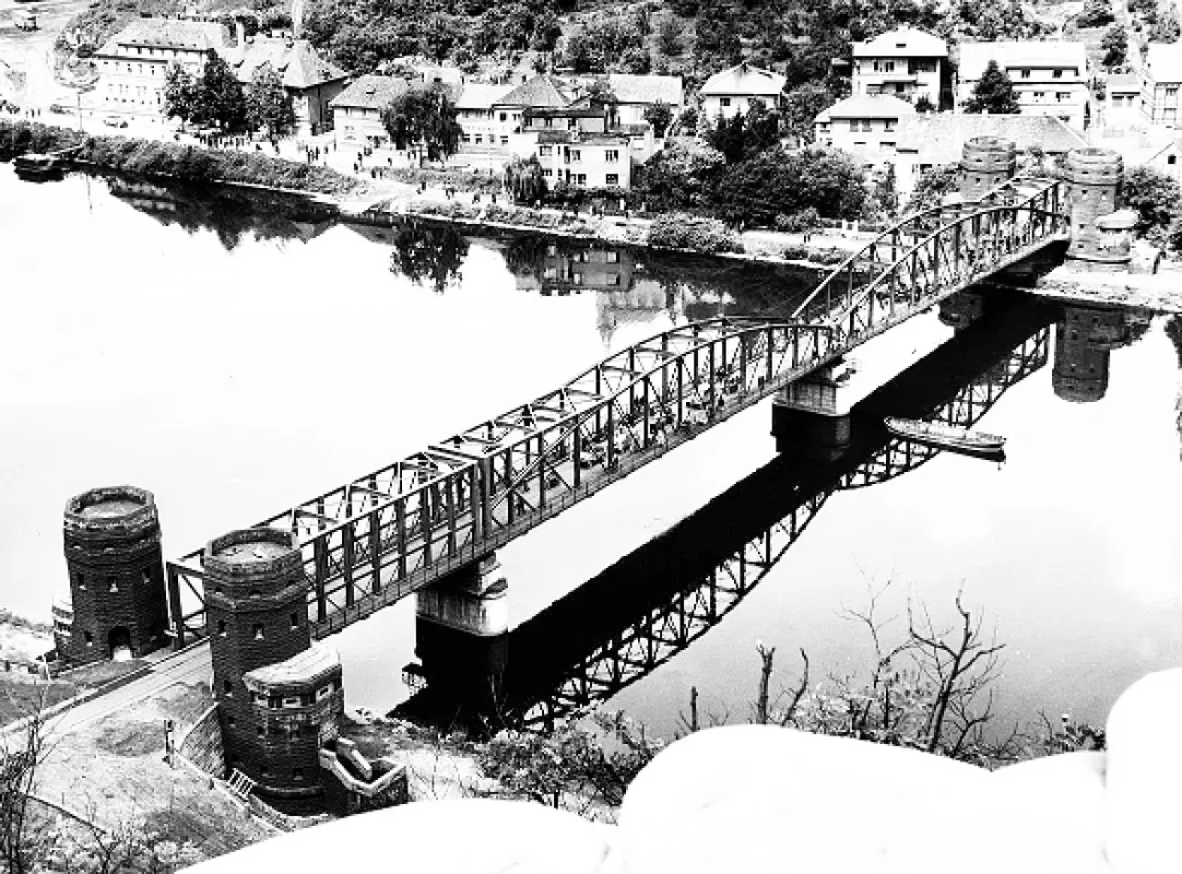 Most u Remagenu (The Bridge at Remagen), 1969 - fotogaléria