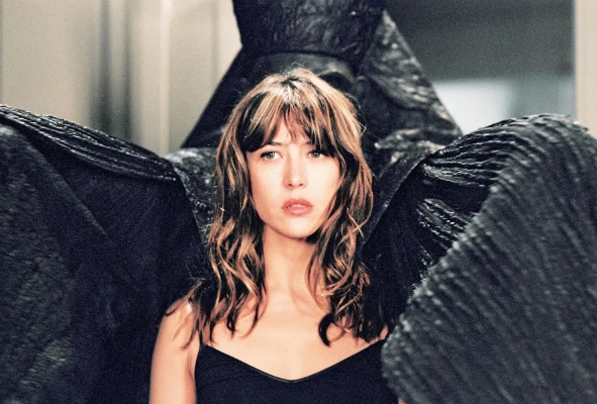 Belphégor - Fantóm Louvru (Belphégor - Le fantome du Louvre), 2000 - fotogaléria