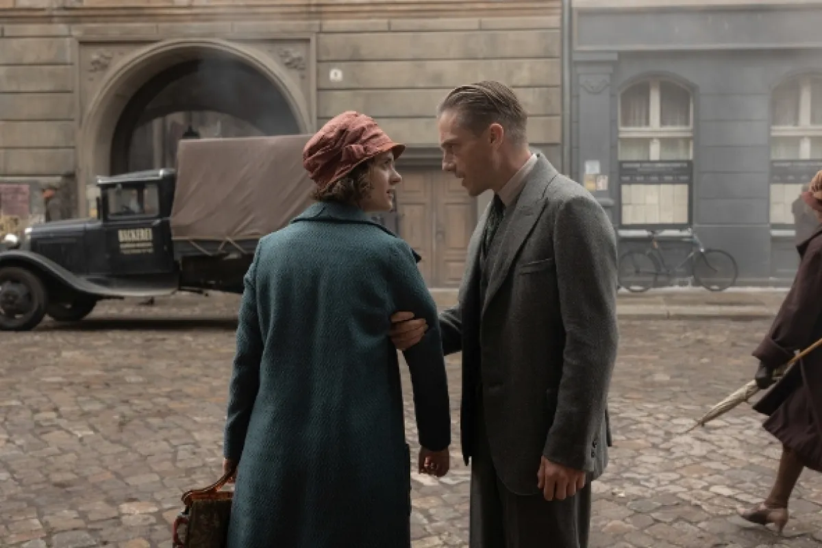 Babylon Berlín (Babylon Berlin), 2022 - fotogaléria