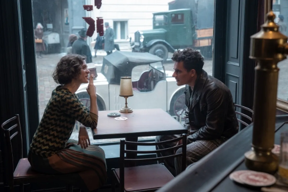 Babylon Berlín (Babylon Berlin), 2022 - fotogaléria
