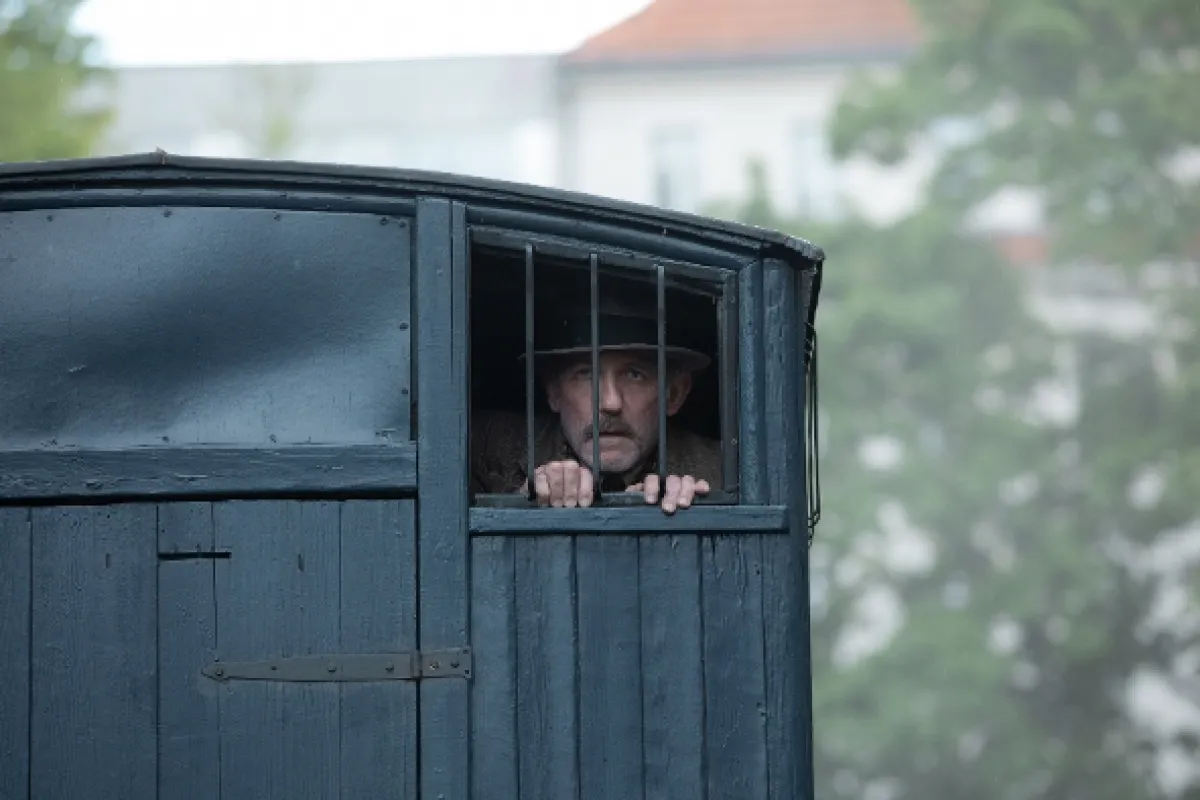 Babylon Berlín (Babylon Berlin), 2022 - fotogaléria