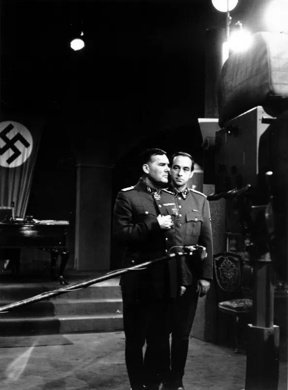 Sám vojak v poli, 1964 - fotogaléria