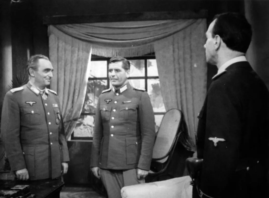 Sám vojak v poli, 1964 - fotogaléria