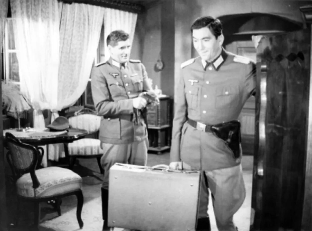 Sám vojak v poli, 1964 - fotogaléria