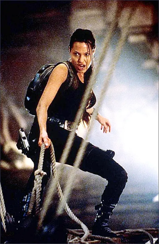 Lara Croft - Tomb Raider (Lara Croft: Tomb Raider), 2001 - fotogaléria