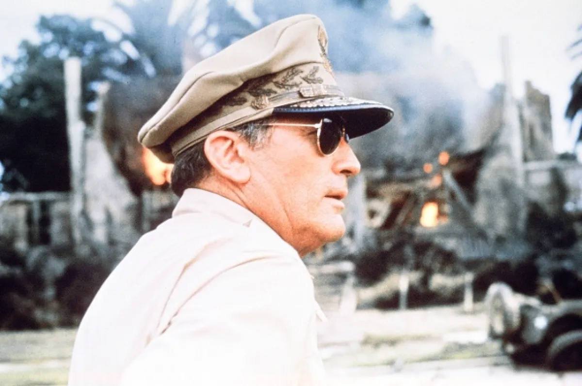 Generál MacArthur (MacArthur), 1977 - fotogaléria