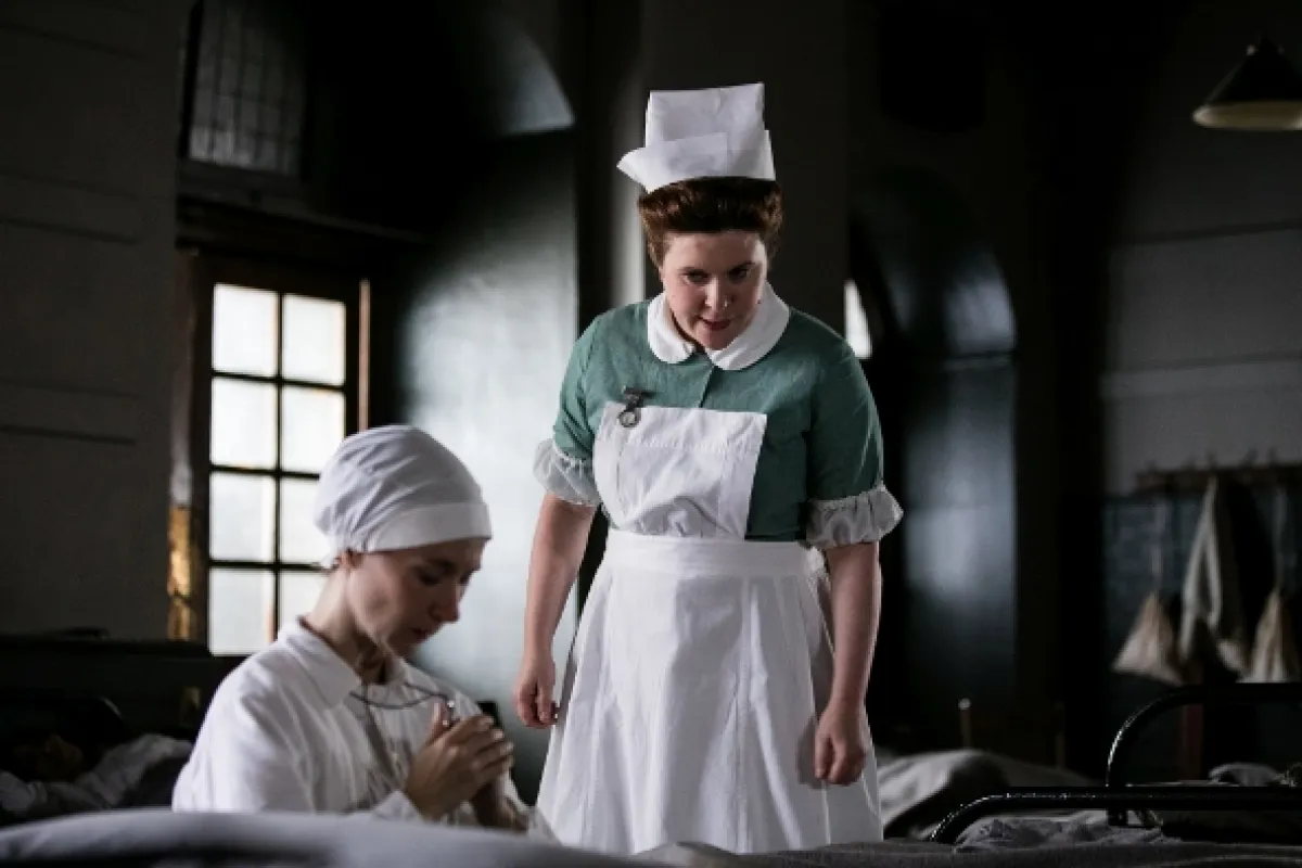 Zavolajte sestričky (Call the Midwife VI), 2017 - fotogaléria