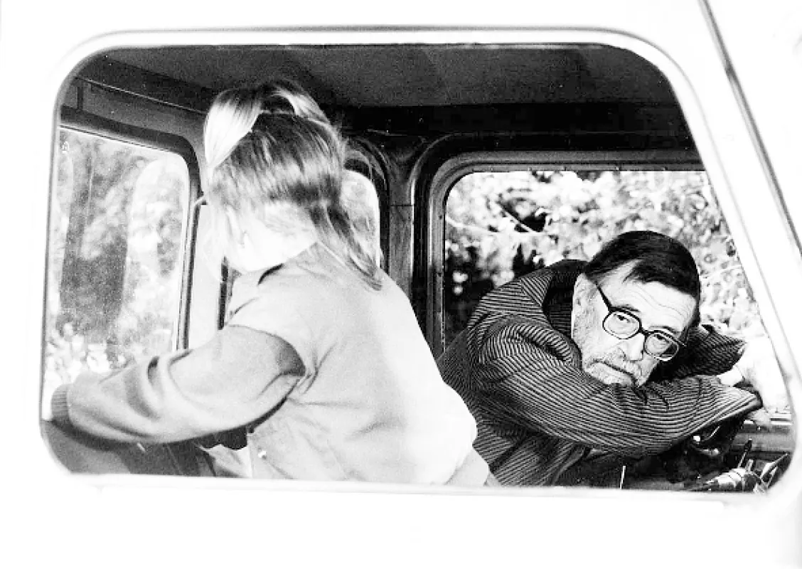 Čarodějky z předměstí, 1990 - fotogaléria