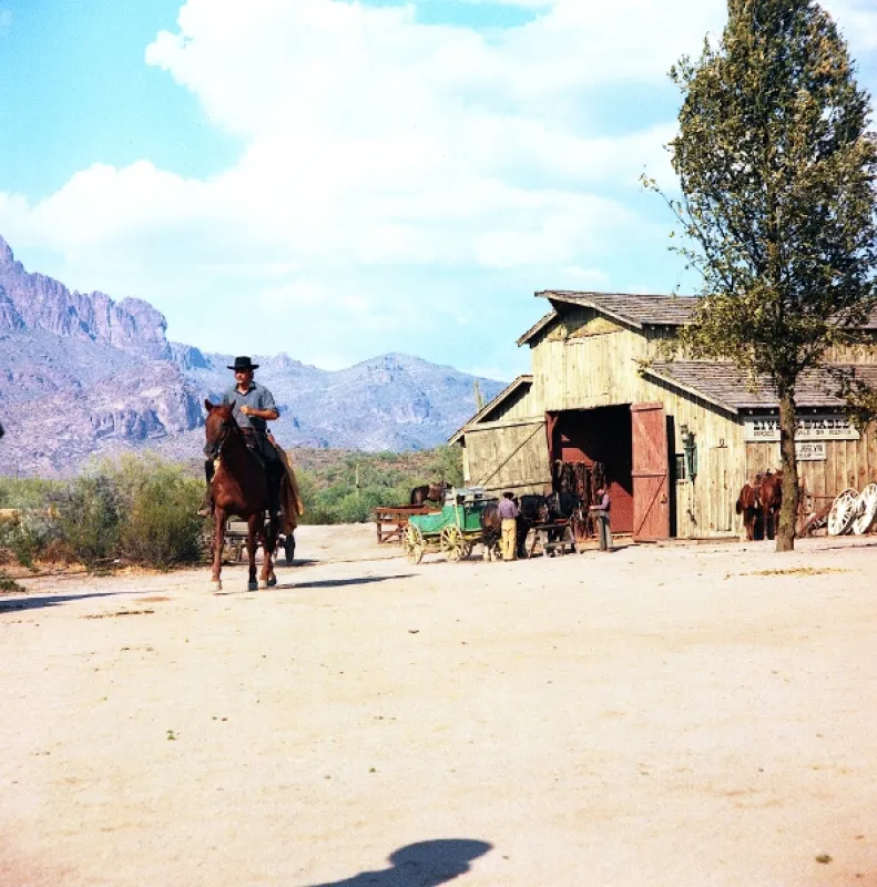 Muž zvaný Charro (Charro!), 1969 - fotogaléria