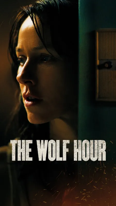 Hodina vlka (The Wolf Hour), 2019 - fotogaléria