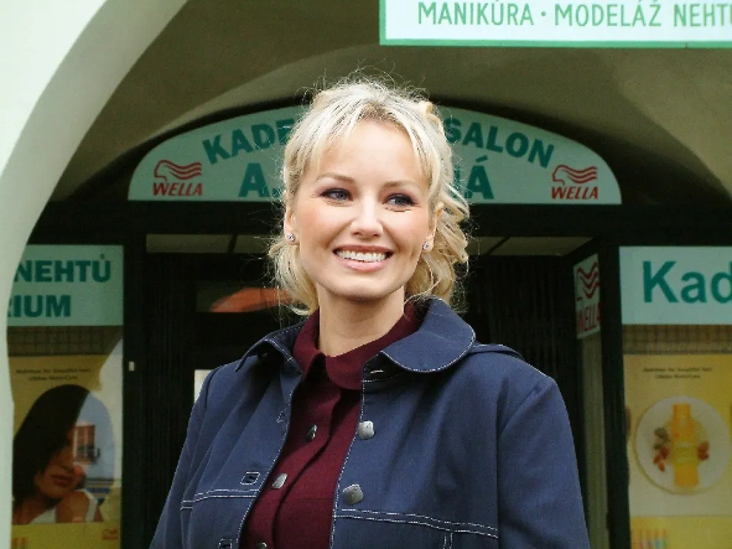 Jak básníci neztrácejí naději (The Poets Never Lose Hope), 2004 - fotogaléria