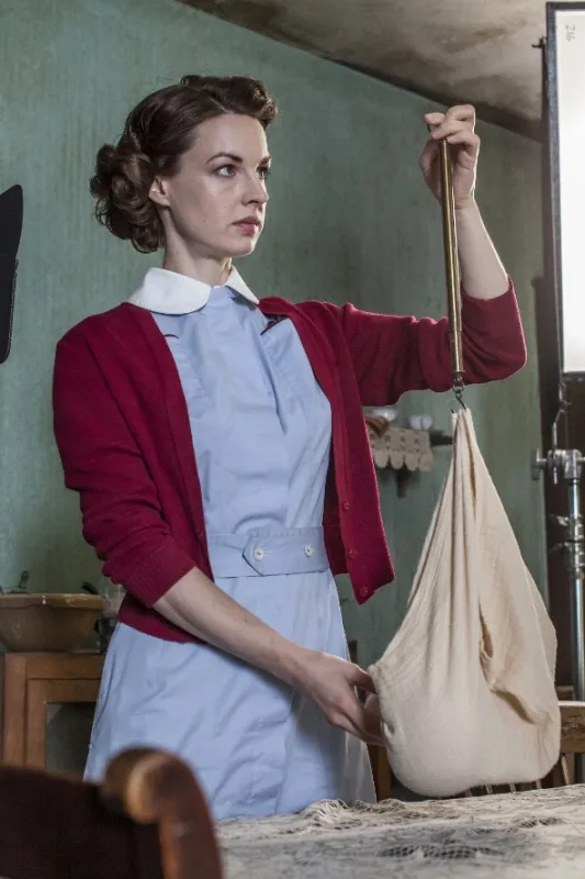 Zavolejte porodní sestřičky (Call the Midwife III), 2014 - fotogaléria