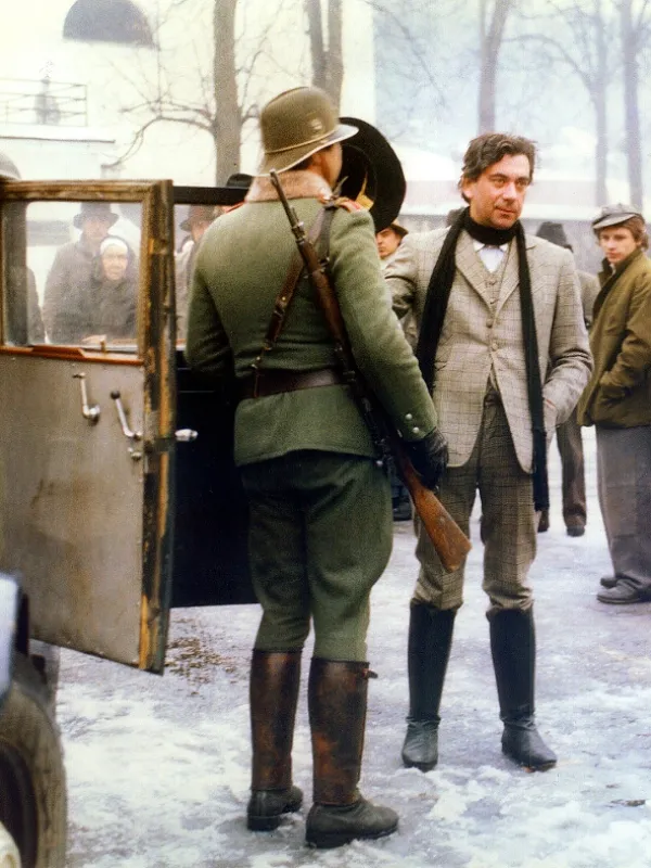 Najatý klaun, 1980 - fotogaléria