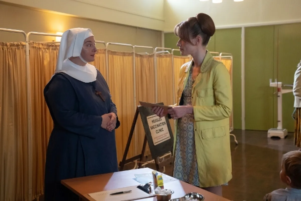 Zavolejte porodní sestřičky (Call the Midwife XII), 2023 - fotogaléria