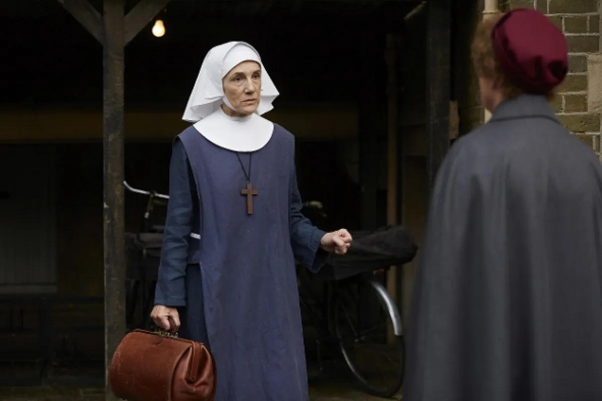Zavolejte porodní sestřičky (Call the Midwife VI), 2017 - fotogaléria