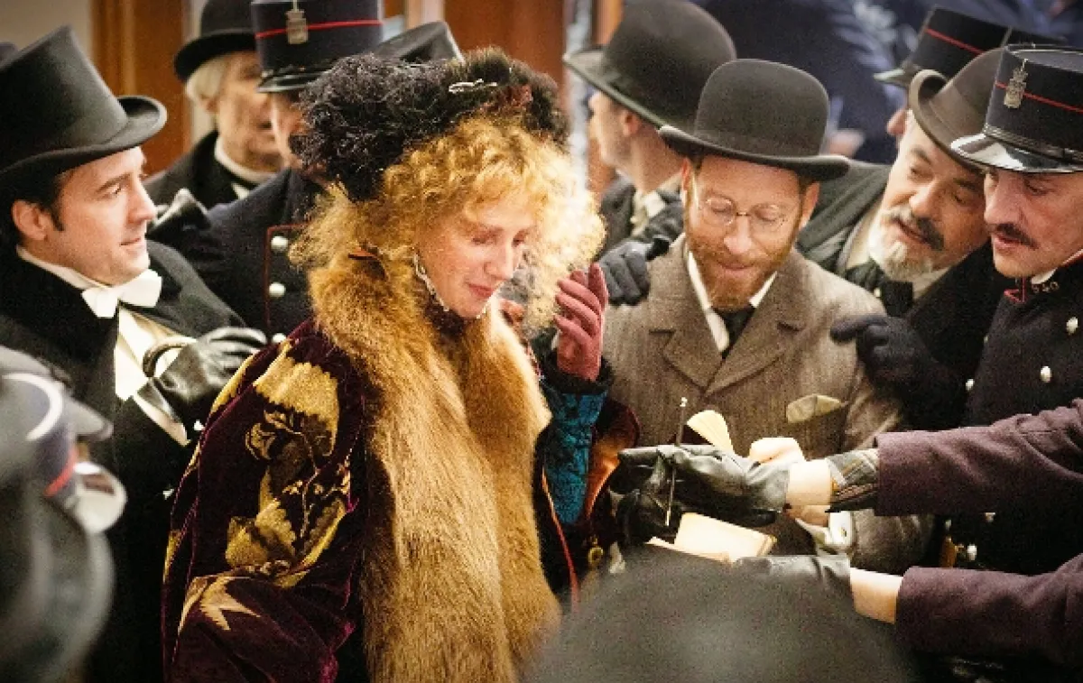 Božská Sarah Bernhardt (The Divine Sarah Bernhardt), 2024 - fotogaléria
