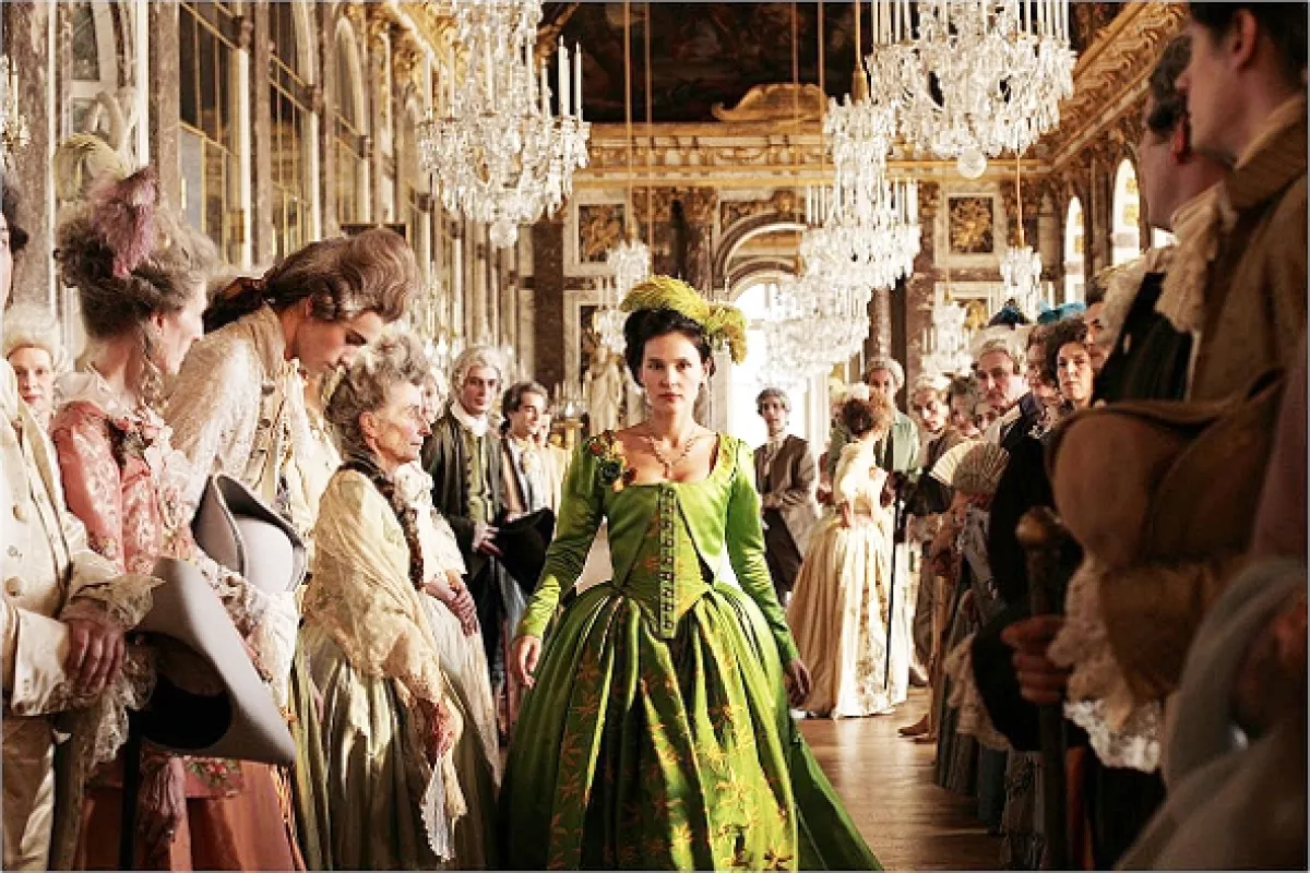 Zbohom, kráľovná (Farewell, My Queen/Les Adieux á la Reine), 2012 - fotogaléria