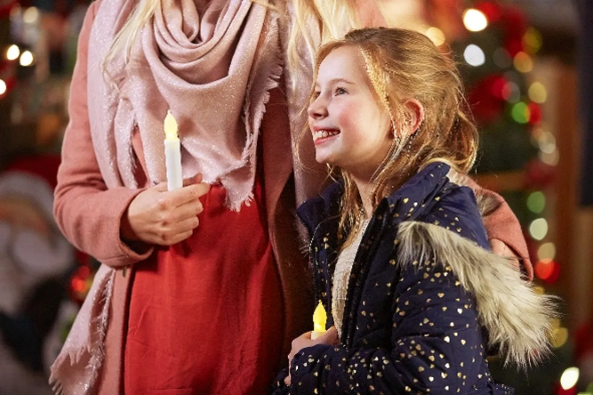 Vánoce jako z románu (Small Town Christmas), 2018 - fotogaléria
