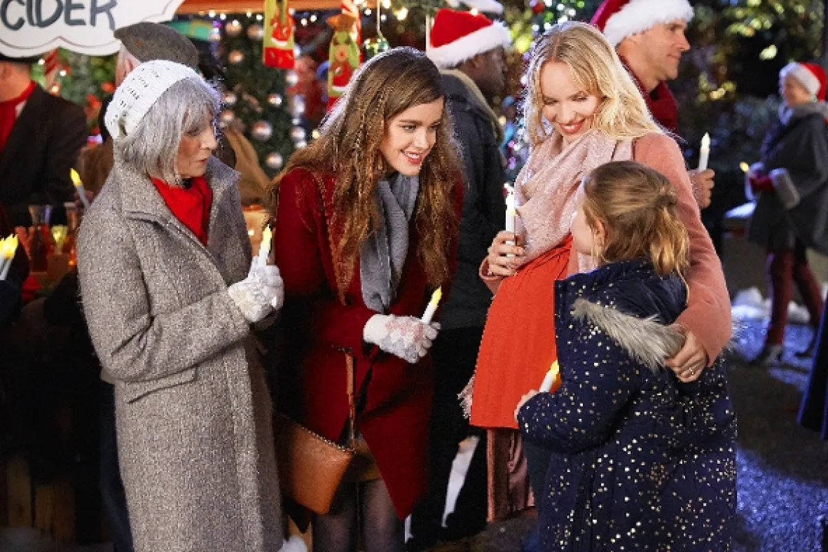 Vánoce jako z románu (Small Town Christmas), 2018 - fotogaléria