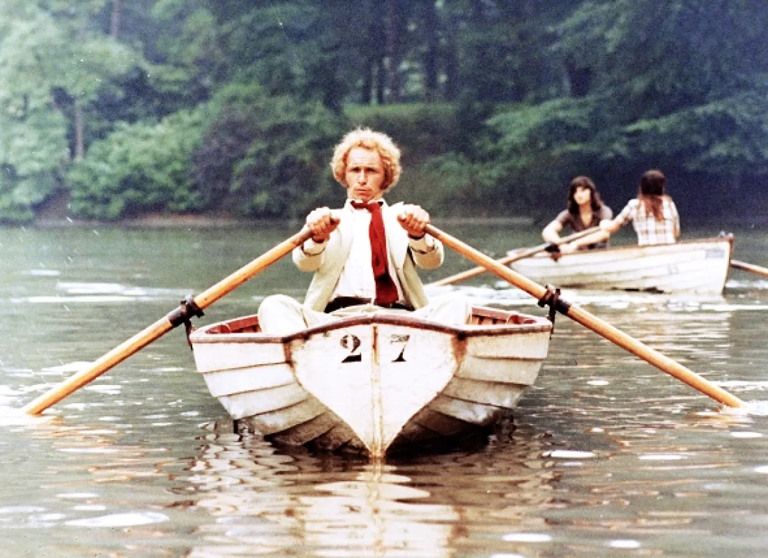 Velký blondýn s černou botou (The Tall Blond Man With One Black Shoe), 1972 - fotogaléria