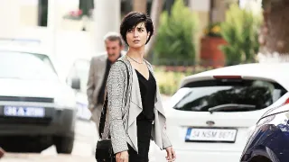 Statočný a krásna (30)