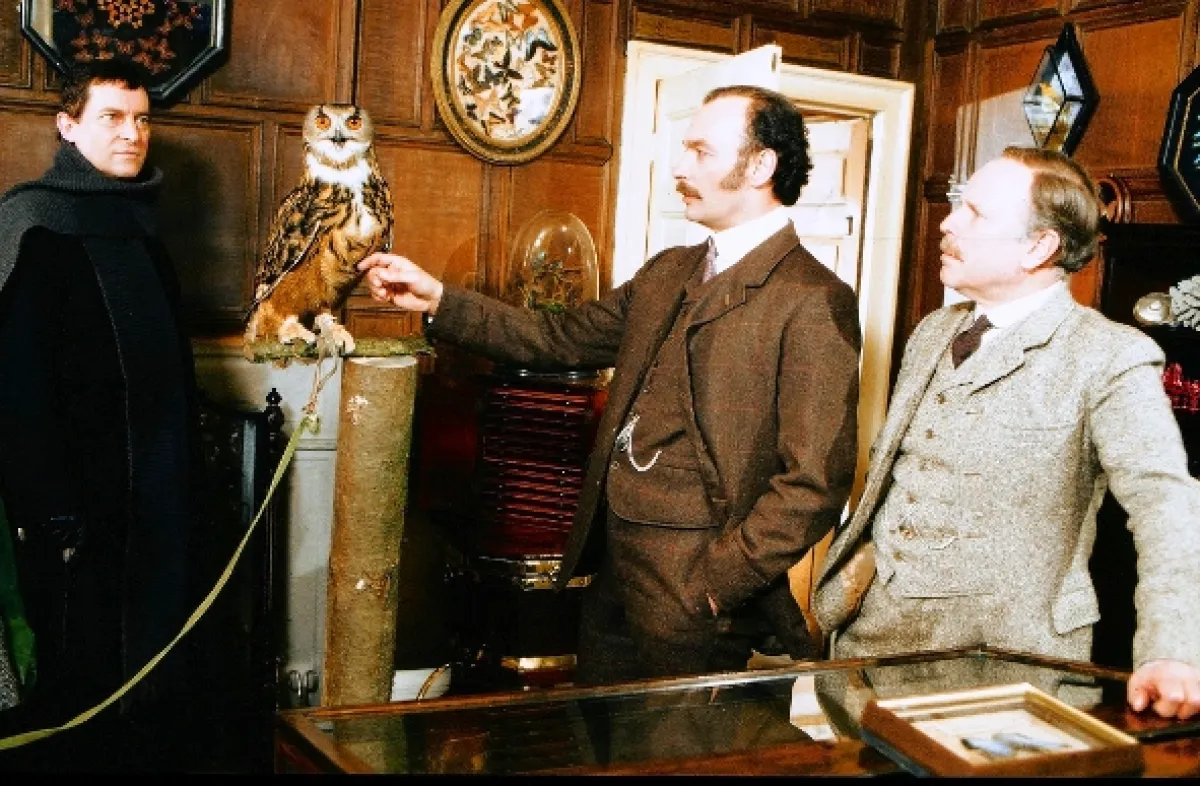 Sherlock Holmes: Pes baskervillský (The Hound of the Baskervilles), 1988 - fotogaléria